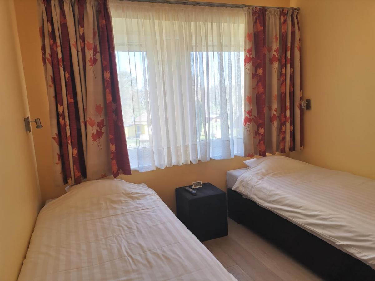 Hotel Aux Beaux Rivages En Gaume Lacuisine Dış mekan fotoğraf